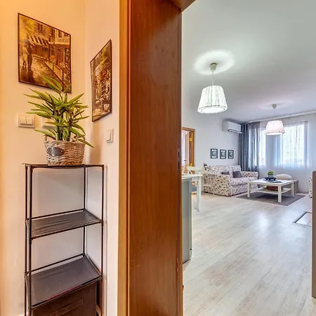 Apartment Sweet Family At Grand Monastery